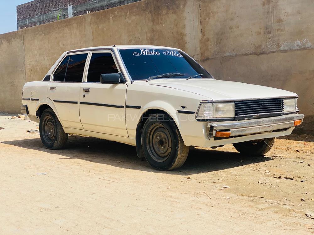 Toyota Corolla 1982 for Sale in Hyderabad Image-1