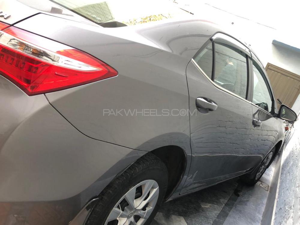 Toyota Corolla 2015 for Sale in Lahore Toyota Corolla 2015 for Sale in Lahore Image-8