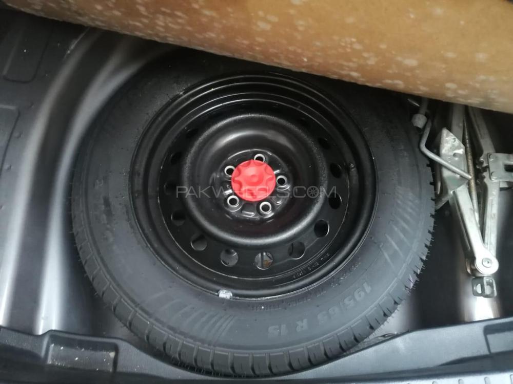 Toyota Corolla 2015 for Sale in Lahore Toyota Corolla 2015 for Sale in Lahore Image-11
