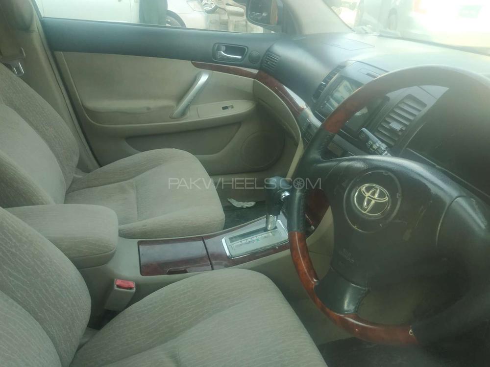 Toyota Premio 2005 for Sale in Peshawar Toyota Premio 2005 for Sale in Peshawar Image-3