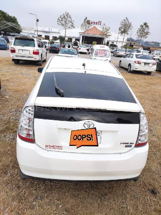 Toyota Prius 2007 for Sale in Islamabad Image-1