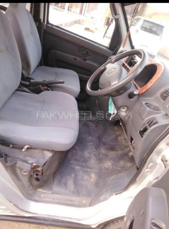 Daihatsu Hijet 2011 for Sale in Lahore Image-1