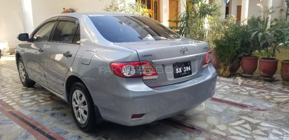 Toyota Corolla 2011 for Sale in Peshawar Image-1