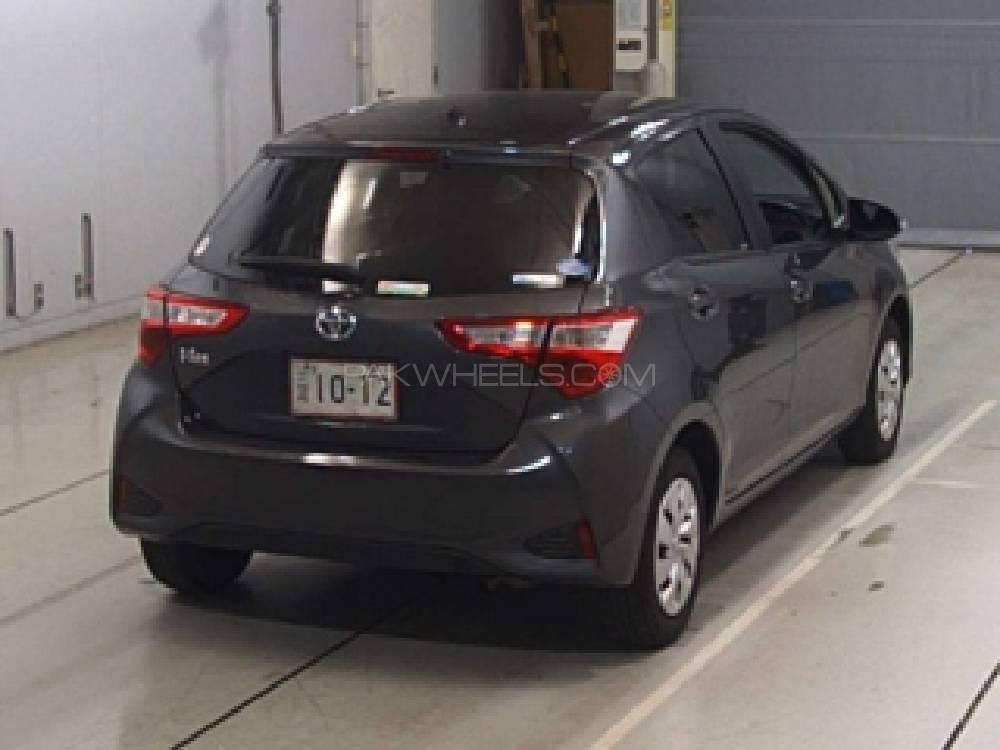 Toyota Vitz 2017 for Sale in Peshawar Toyota Vitz 2017 for Sale in Peshawar Image-3