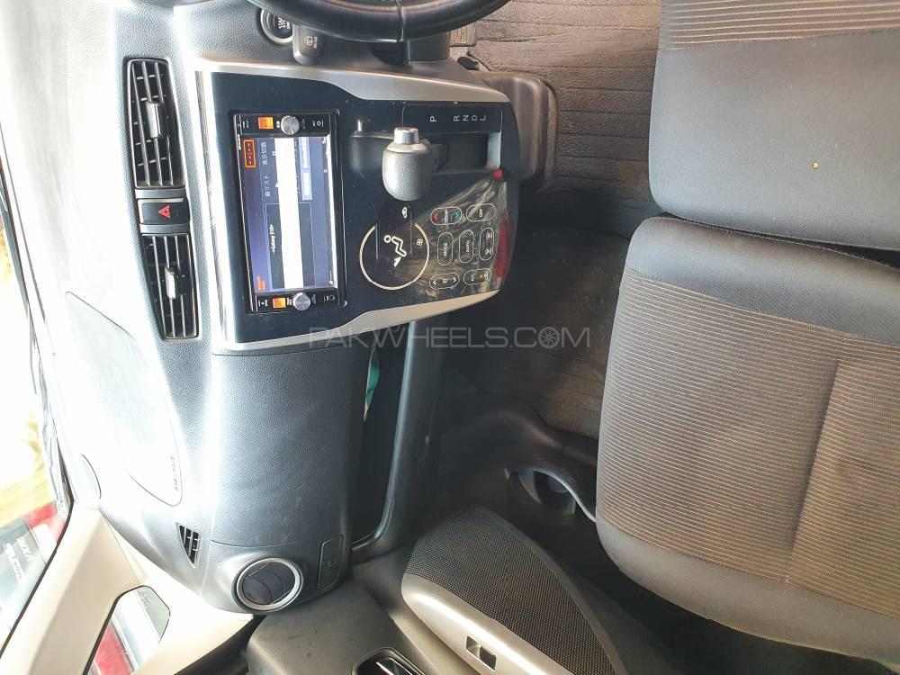Nissan Dayz Highway Star 2014 for Sale in Lahore Nissan Dayz Highway Star 2014 for Sale in Lahore Image-16