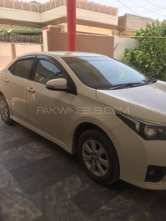 Toyota Corolla 2015 for Sale in Lahore Image-1