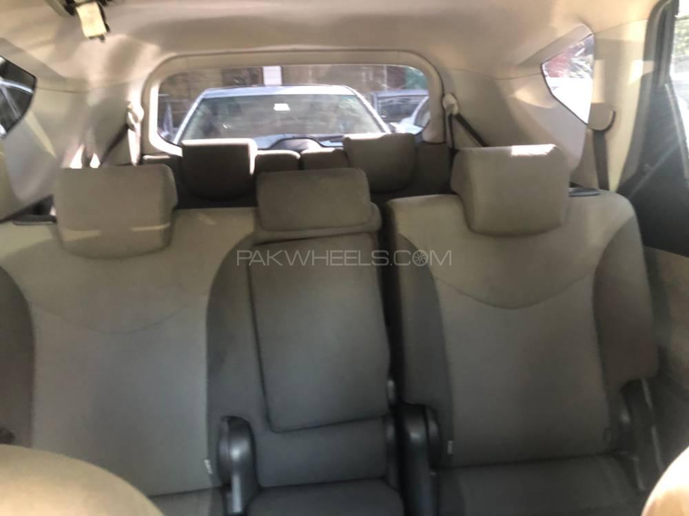 Toyota Prius Alpha 2013 for Sale in Islamabad Toyota Prius Alpha 2013 for Sale in Islamabad Image-8
