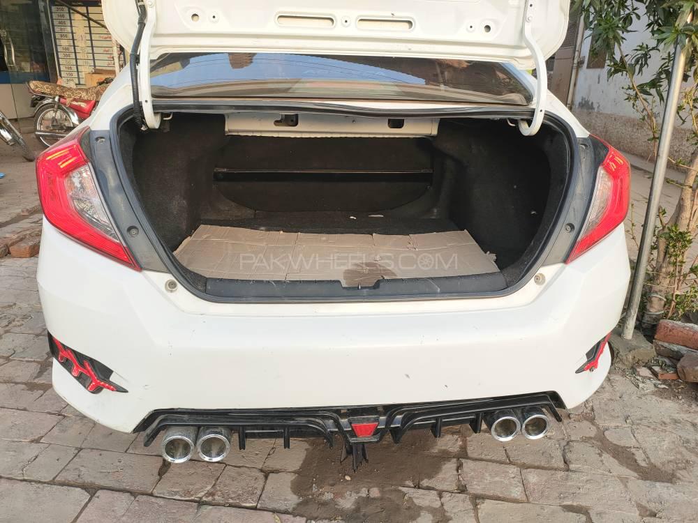 Honda Civic 2017 for Sale in Multan Honda Civic 2017 for Sale in Multan Image-3