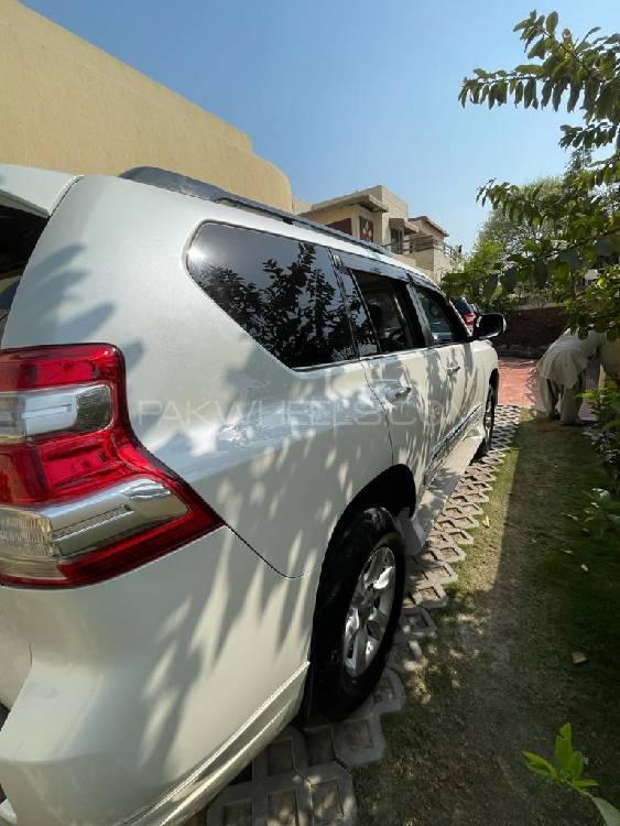 ٹویوٹا پراڈو 2009 for Sale in لاہور ٹویوٹا پراڈو 2009 for Sale in لاہور Image-5