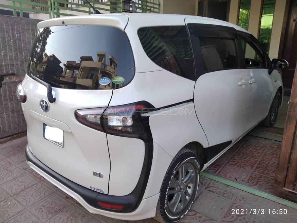 Toyota Sienta 2016 for Sale in Islamabad Toyota Sienta 2016 for Sale in Islamabad Image-4