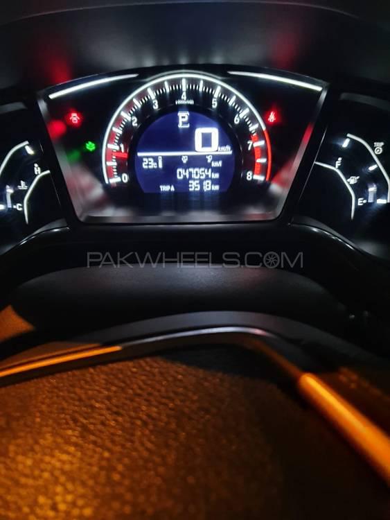 Honda Civic 2018 for Sale in Lahore Honda Civic 2018 for Sale in Lahore Image-3