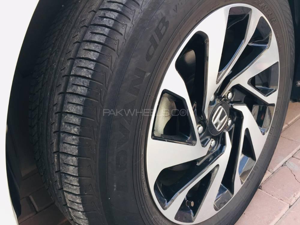 Honda Civic 2018 for Sale in Lahore Honda Civic 2018 for Sale in Lahore Image-8