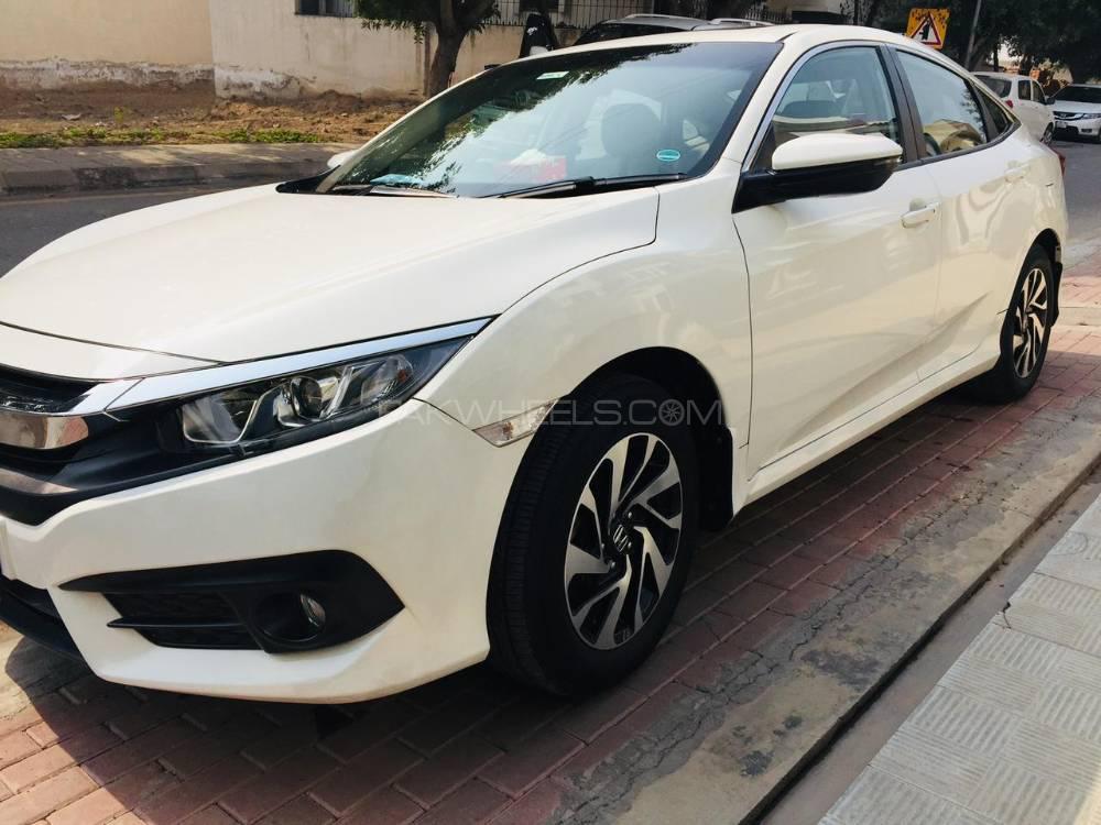 Honda Civic 2018 for Sale in Lahore Image-1