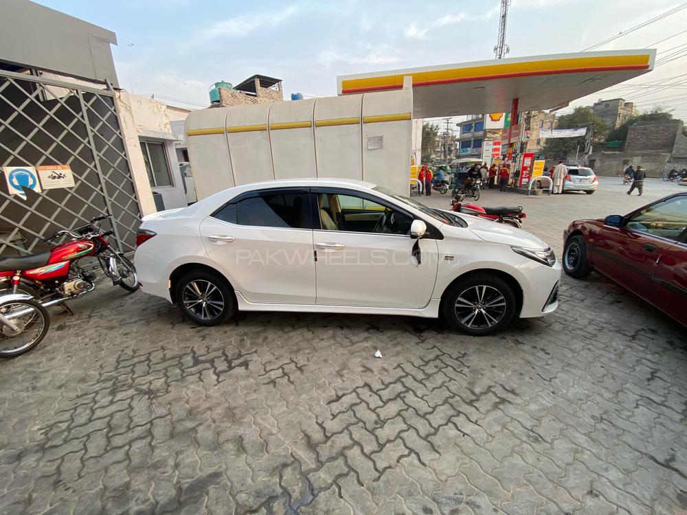 Toyota Corolla 2017 for Sale in Islamabad Toyota Corolla 2017 for Sale in Islamabad Image-4
