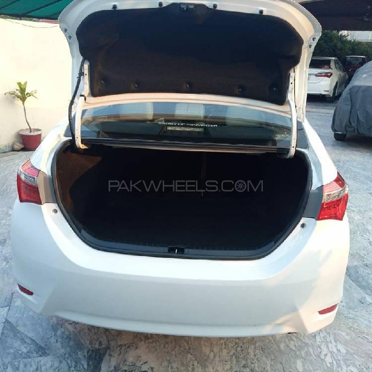 Toyota Corolla 2017 for Sale in Lahore Toyota Corolla 2017 for Sale in Lahore Image-7