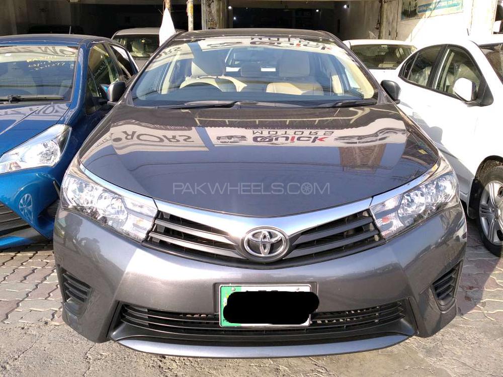 Toyota Corolla 2017 for Sale in Lahore Image-1