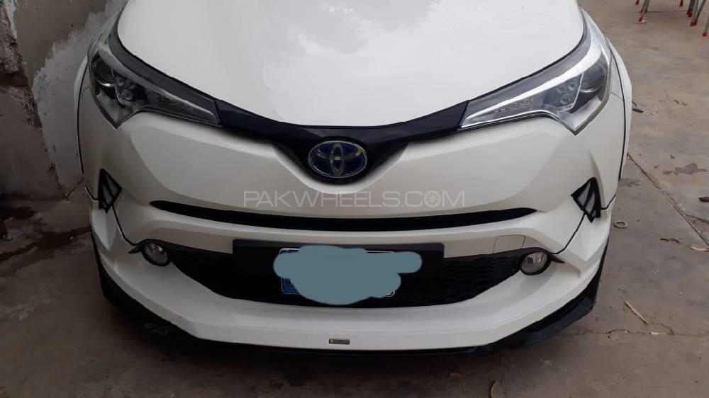 Toyota C-HR 2017 for Sale in Lahore Image-1