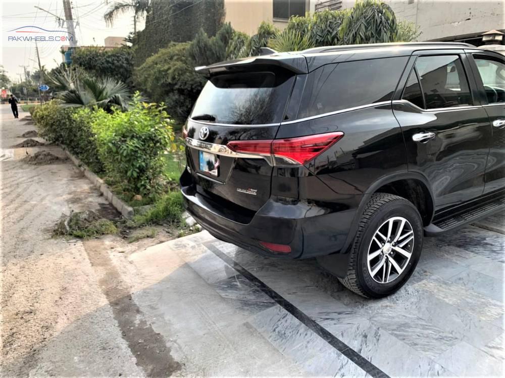 ٹویوٹا فورچیونر 2017 for Sale in لاہور ٹویوٹا فورچیونر 2017 for Sale in لاہور Image-7