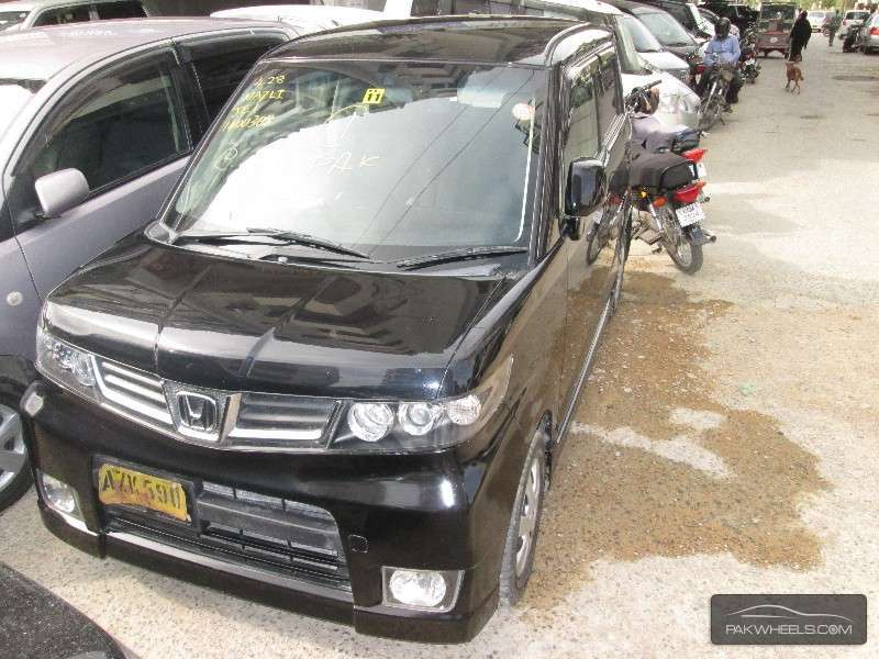 Honda Zest 2011 for Sale in Karachi Image-1