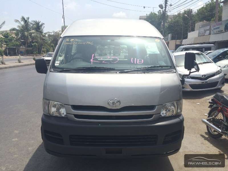 ٹویوٹا ہائی ایس 2009 for Sale in کراچی Image-1