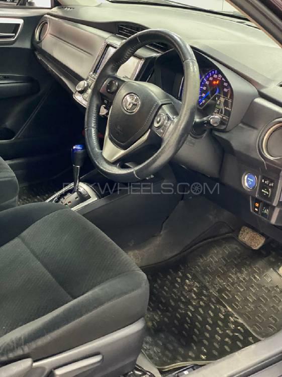 Toyota Corolla Axio 2014 for Sale in Peshawar Toyota Corolla Axio 2014 for Sale in Peshawar Image-4