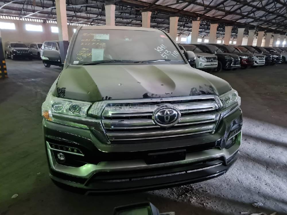 Toyota Land Cruiser 2016 for Sale in Karachi Toyota Land Cruiser 2016 for Sale in Karachi Image-3