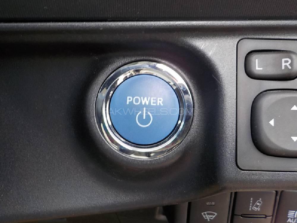 Toyota Aqua 2017 for Sale in Lahore Toyota Aqua 2017 for Sale in Lahore Image-16