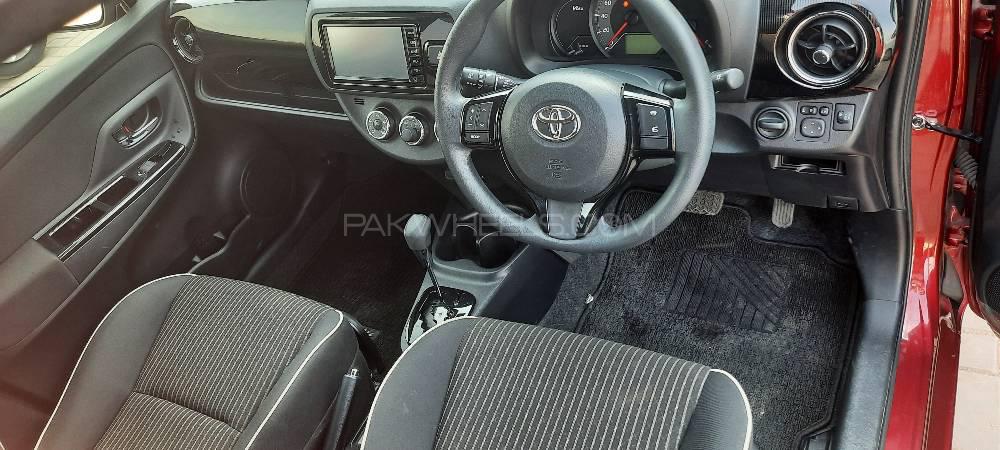 Toyota Vitz 2017 for Sale in Lahore Toyota Vitz 2017 for Sale in Lahore Image-10