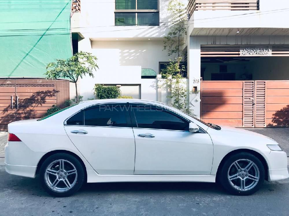 ہونڈا اکارڈ 2002 for Sale in پشاور ہونڈا اکارڈ 2002 for Sale in پشاور Image-15