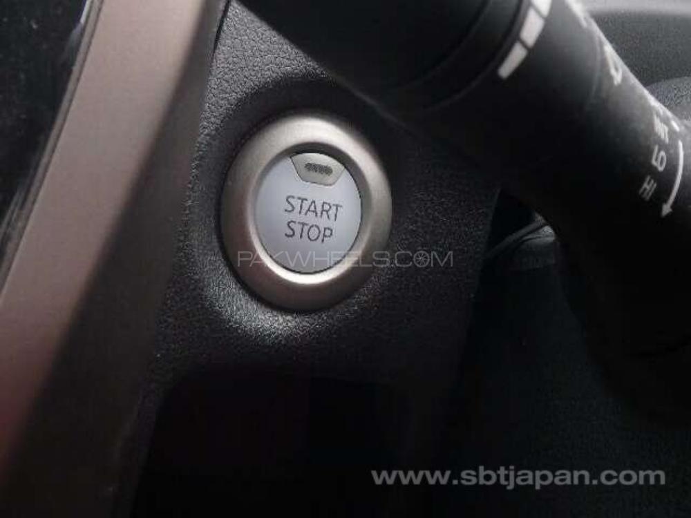 Nissan Note 2018 for Sale in Lahore Nissan Note 2018 for Sale in Lahore Image-8