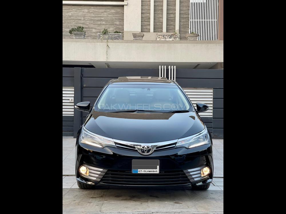 Toyota Corolla 2020 for Sale in Lahore Image-1