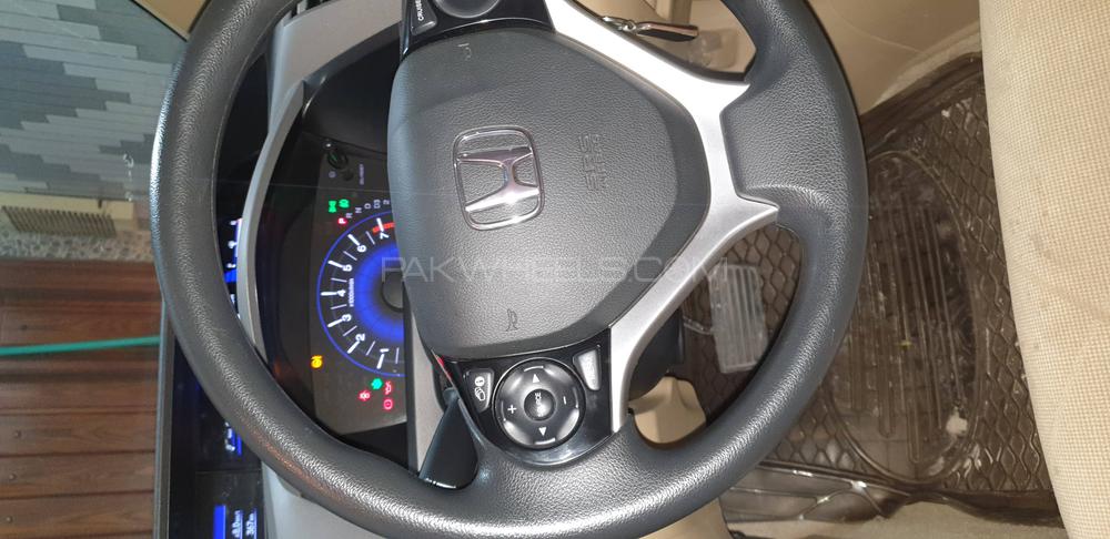 ہونڈا سوک 2015 for Sale in لاہور ہونڈا سوک 2015 for Sale in لاہور Image-3