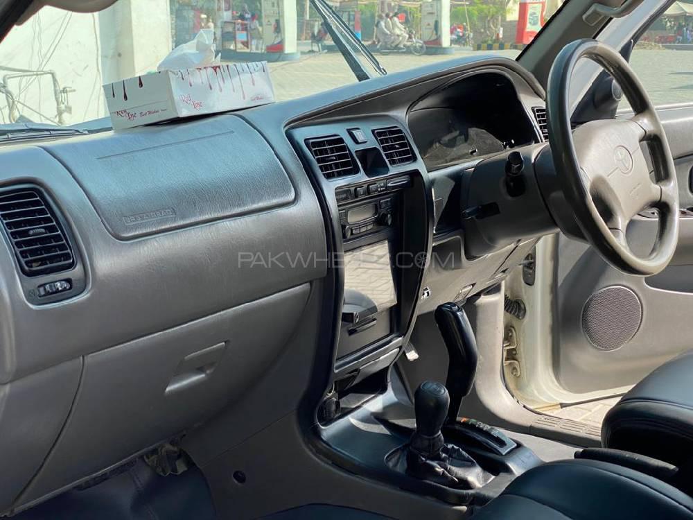 ٹویوٹا سرف 2001 for Sale in رحیم یار خان ٹویوٹا سرف 2001 for Sale in رحیم یار خان Image-2