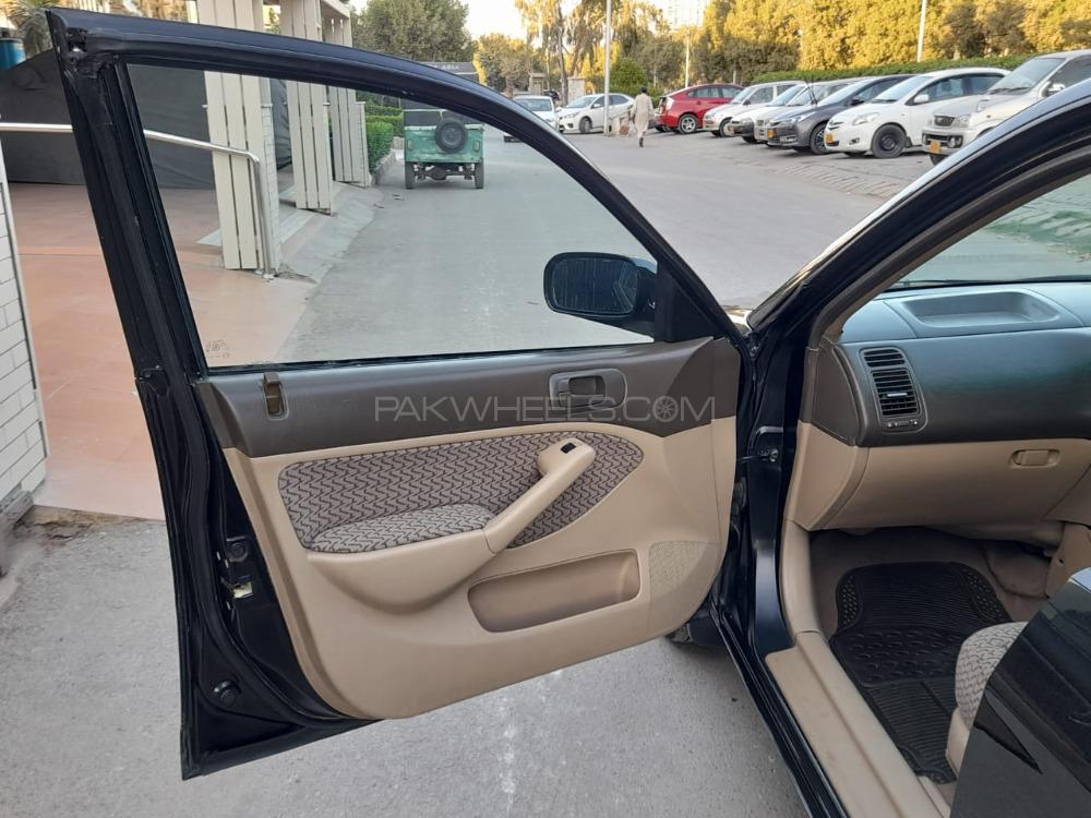 Honda Civic 2004 for Sale in Karachi Honda Civic 2004 for Sale in Karachi Image-9