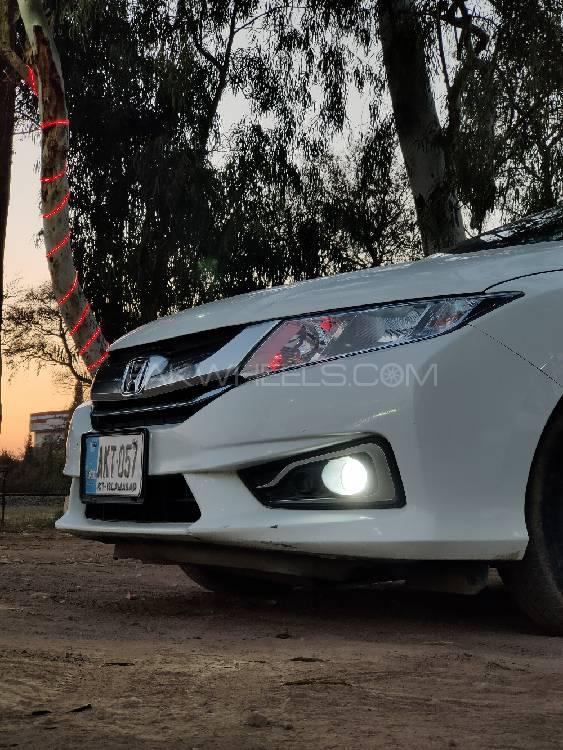 Honda Grace Hybrid 2015 for Sale in Islamabad Honda Grace Hybrid 2015 for Sale in Islamabad Image-12