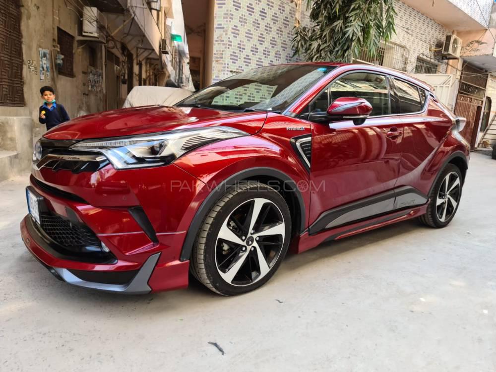 Toyota C-HR 2016 for Sale in Lahore Image-1