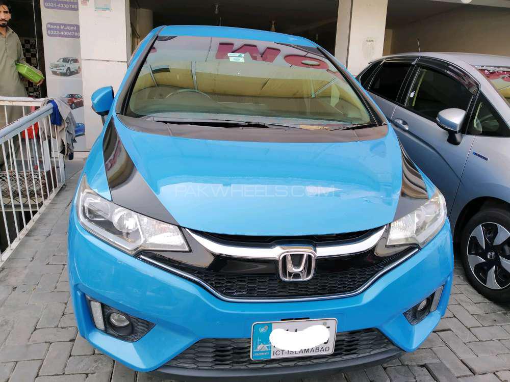 Honda Fit 2014 for Sale in Lahore Image-1