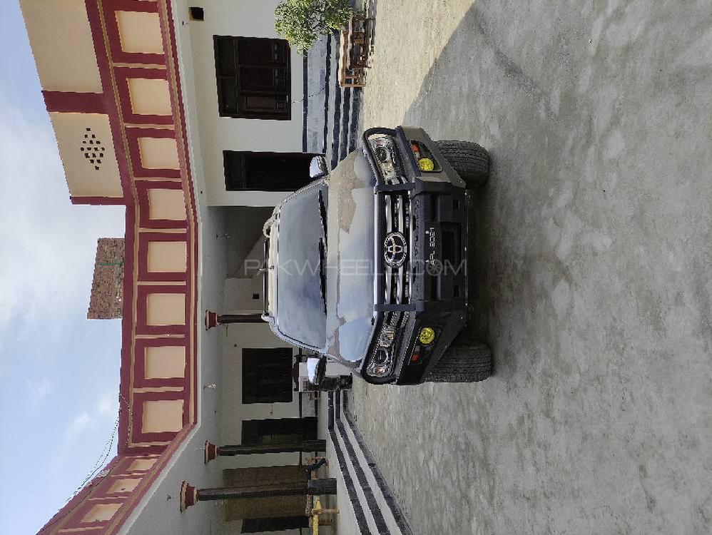 Toyota Hilux 2020 for Sale in Peshawar Toyota Hilux 2020 for Sale in Peshawar Image-10