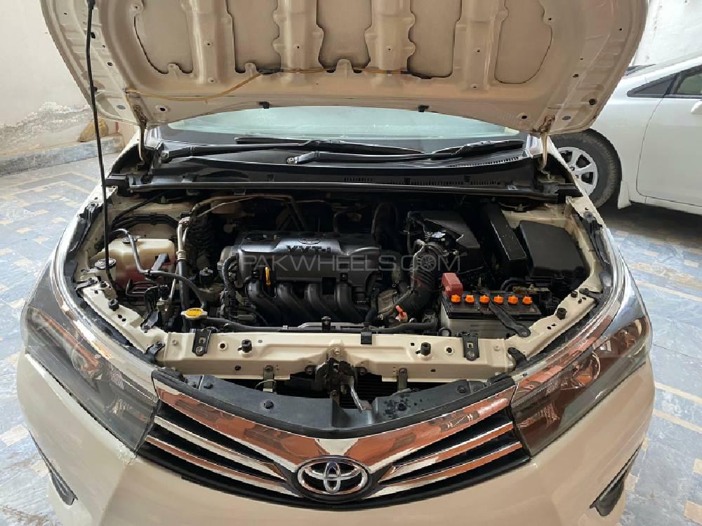 Toyota Corolla 2014 for Sale in Gujrat Toyota Corolla 2014 for Sale in Gujrat Image-9