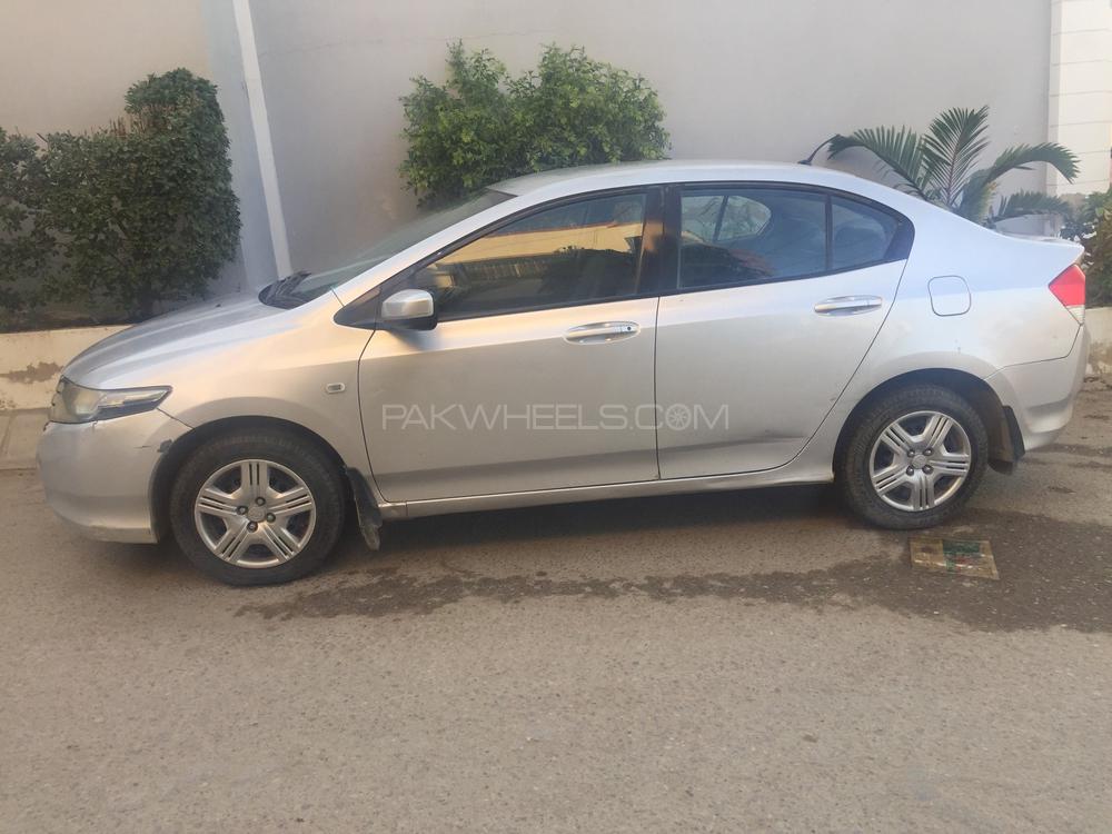 Honda City 2011 for Sale in Karachi Image-1