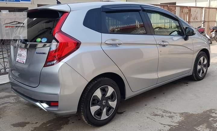 Honda Fit 2017 for Sale in Karachi Honda Fit 2017 for Sale in Karachi Image-4