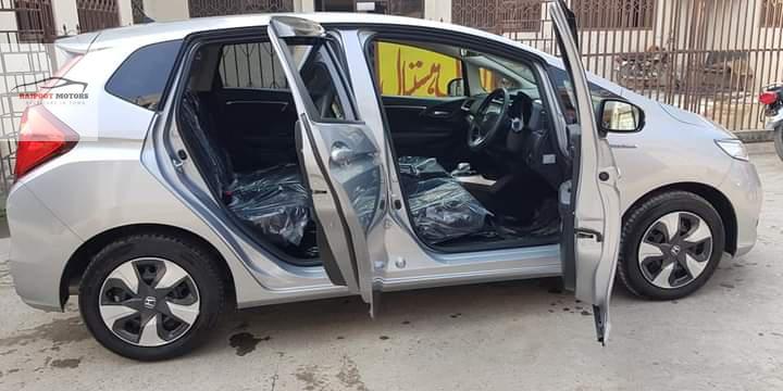 Honda Fit 2017 for Sale in Karachi Honda Fit 2017 for Sale in Karachi Image-9