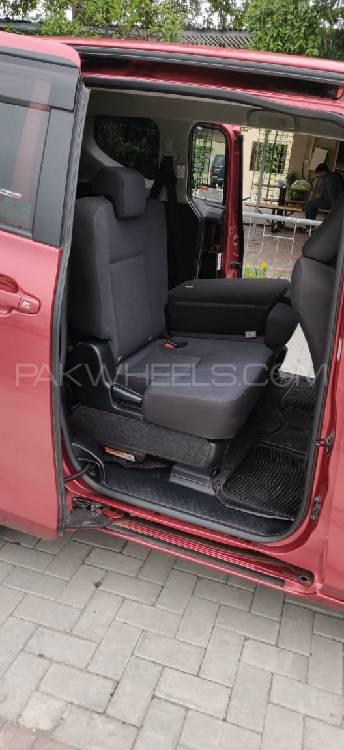 Toyota Sienta 2016 for Sale in Gujranwala Toyota Sienta 2016 for Sale in Gujranwala Image-9