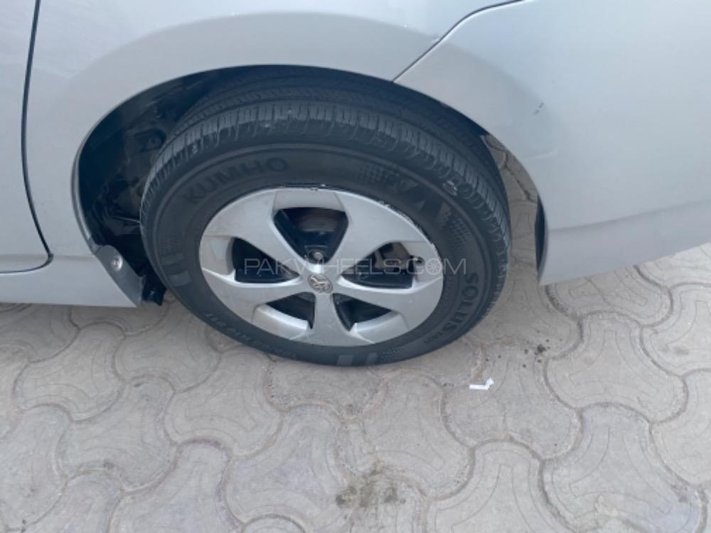 Toyota Prius 2014 for Sale in Peshawar Toyota Prius 2014 for Sale in Peshawar Image-5