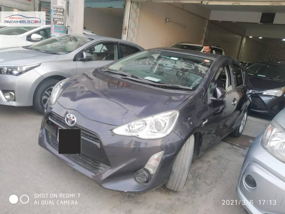 ٹویوٹا اکوا 2015 for Sale in لاہور ٹویوٹا اکوا 2015 for Sale in لاہور Image-2