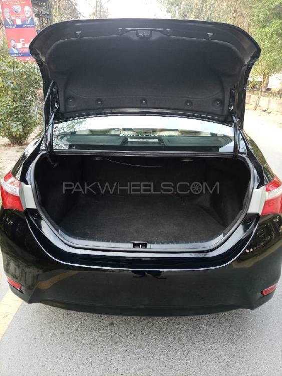 Toyota Corolla 2014 for Sale in Lahore Toyota Corolla 2014 for Sale in Lahore Image-5