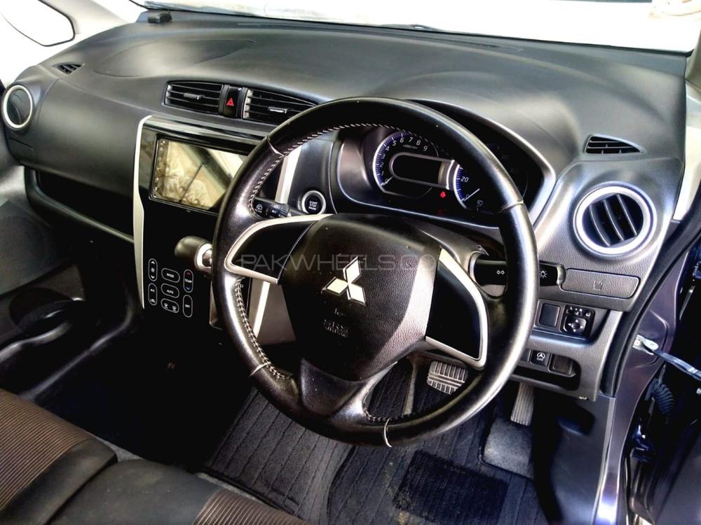 مٹسوبیشی ای کے کسٹم 2014 for Sale in کراچی مٹسوبیشی ای کے کسٹم 2014 for Sale in کراچی Image-9