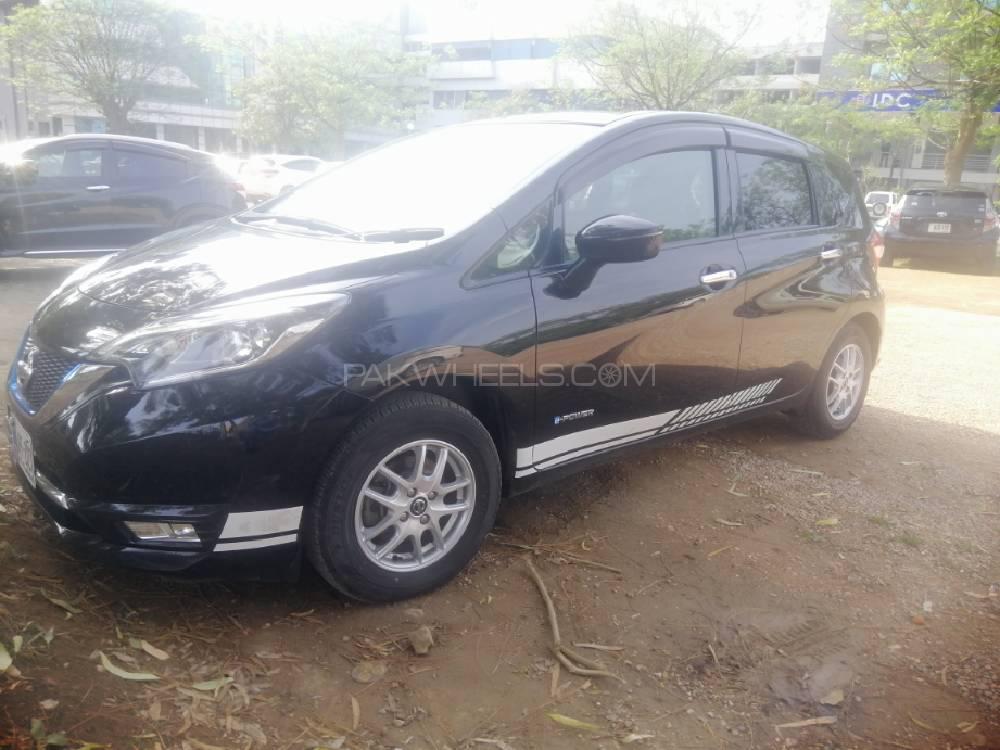 Nissan Note 2017 for Sale in Islamabad Nissan Note 2017 for Sale in Islamabad Image-5