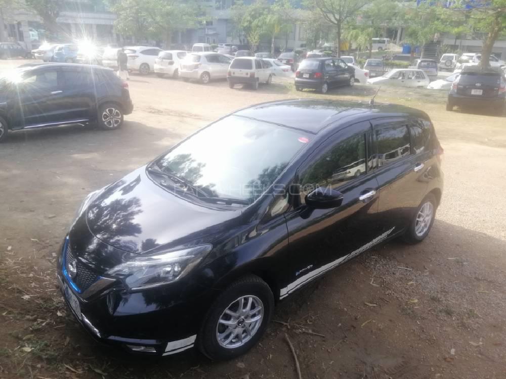 Nissan Note 2017 for Sale in Islamabad Nissan Note 2017 for Sale in Islamabad Image-2