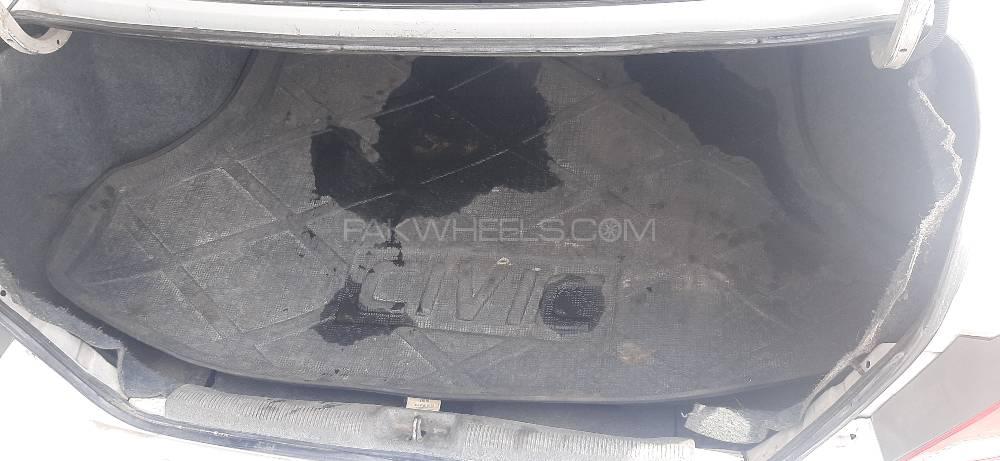 Honda Civic 2004 for Sale in Peshawar Honda Civic 2004 for Sale in Peshawar Image-9